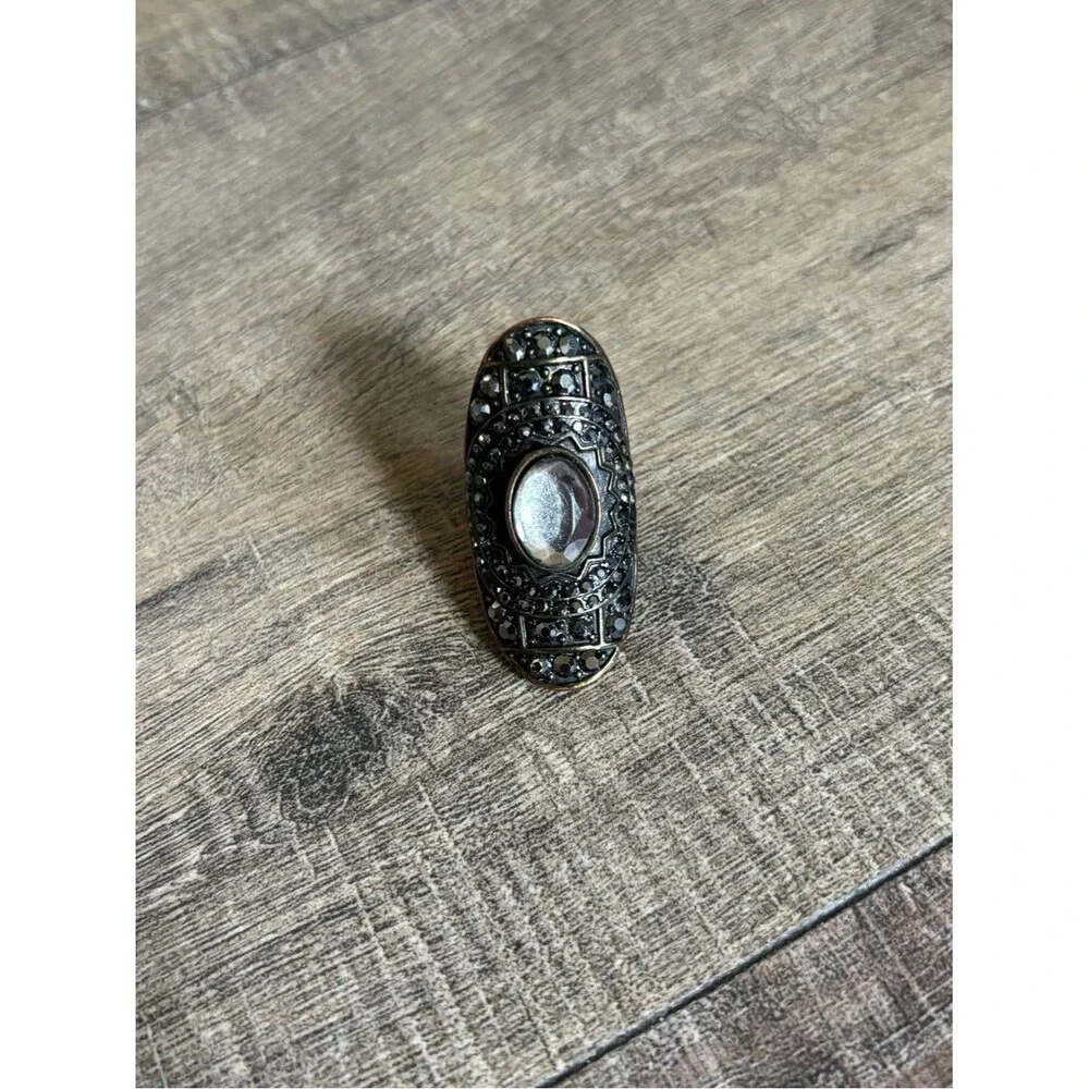 Vintage women size 13.5 dark metal black clear rhinestone statement knuckle ring